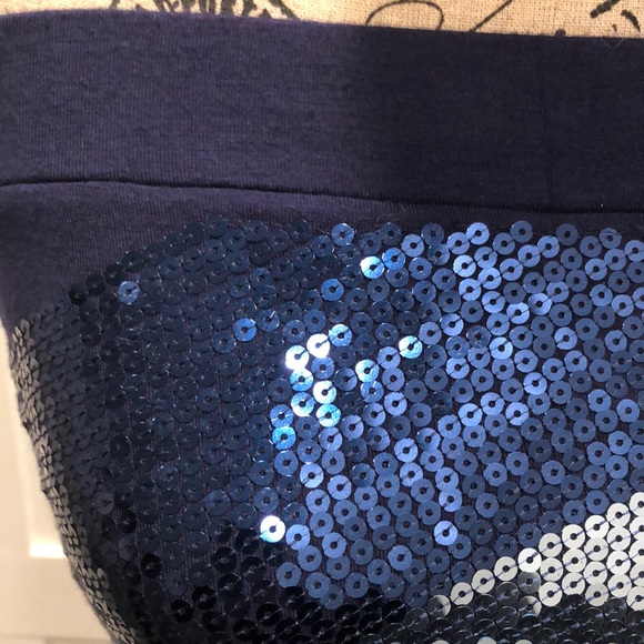 Sequins top - Picture 3 of 4